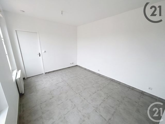 Appartement F2 &agrave; louer - 2 pi&egrave;ces - 30,14 m2 - Gouaix - 77 - ILE-DE-FRANCE