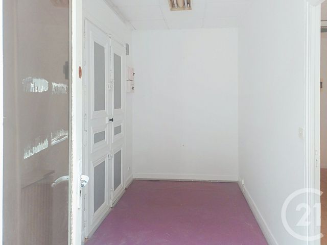 Commerce à louer - 21 m2 - 10 - CHAMPAGNE-ARDENNE