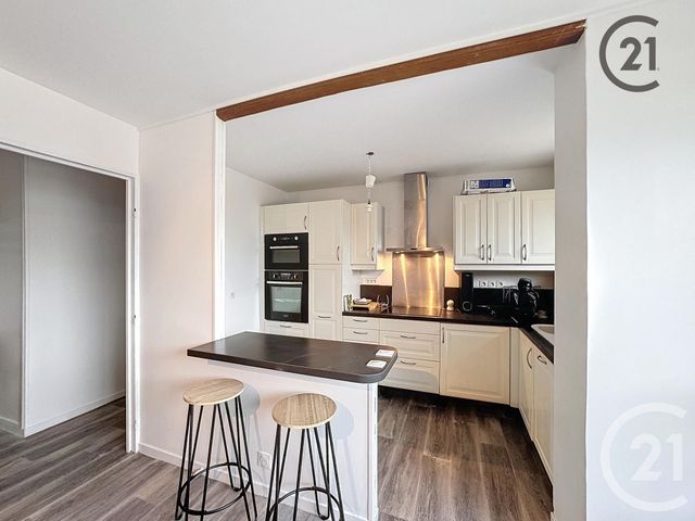 Appartement F5 &agrave; louer - 5 pi&egrave;ces - 89,68 m2 - Provins - 77 - ILE-DE-FRANCE