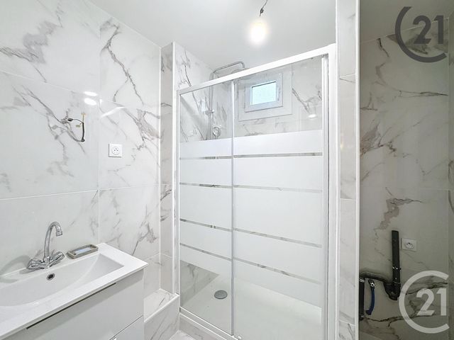 Appartement F5 à louer - 5 pièces - 89,68 m2 - Provins - 77 - ILE-DE-FRANCE