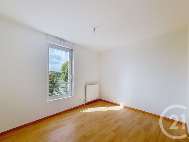 Afficher la photo en grand Appartement F3 bis à vendre - 4 pièces - 100,49 m2 - Nangis - 77 - ILE-DE-FRANCE