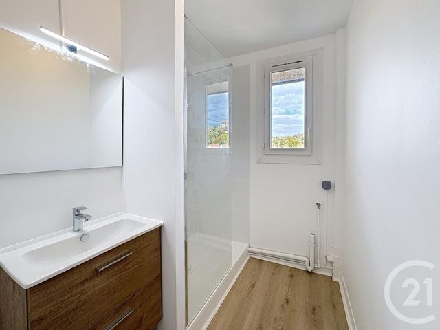 Appartement F3 &agrave; louer - 3 pi&egrave;ces - 59,08 m2 - Provins - 77 - ILE-DE-FRANCE