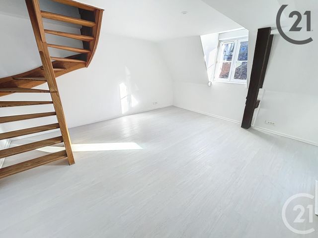 Appartement F2 à louer - 2 pièces - 34,91 m2 - Provins - 77 - ILE-DE-FRANCE