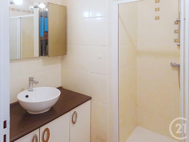 Appartement F3 à louer - 3 pièces - 46,89 m2 - Provins - 77 - ILE-DE-FRANCE