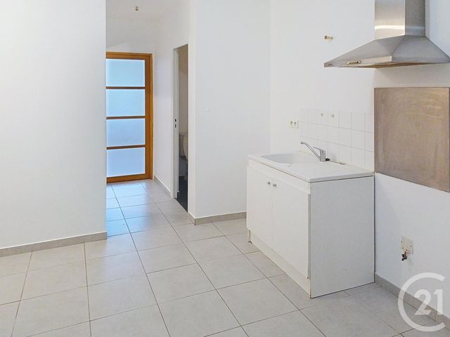 Appartement F3 à louer - 3 pièces - 46,89 m2 - Provins - 77 - ILE-DE-FRANCE