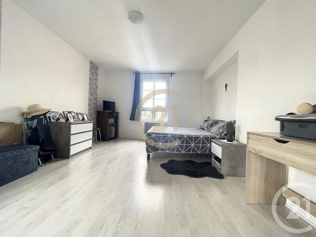Appartement F2 à louer - 2 pièces - 65,59 m2 - Provins - 77 - ILE-DE-FRANCE