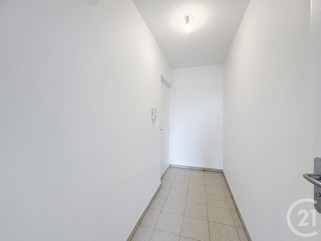 Appartement F2 à louer - 2 pièces - 48,10 m2 - Nangis - 77 - ILE-DE-FRANCE