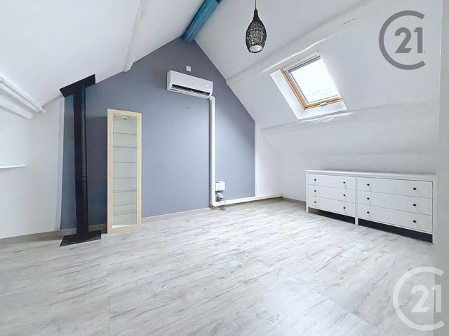 Maison à vendre - 3 pièces - 104,75 m2 - Savins - 77 - ILE-DE-FRANCE