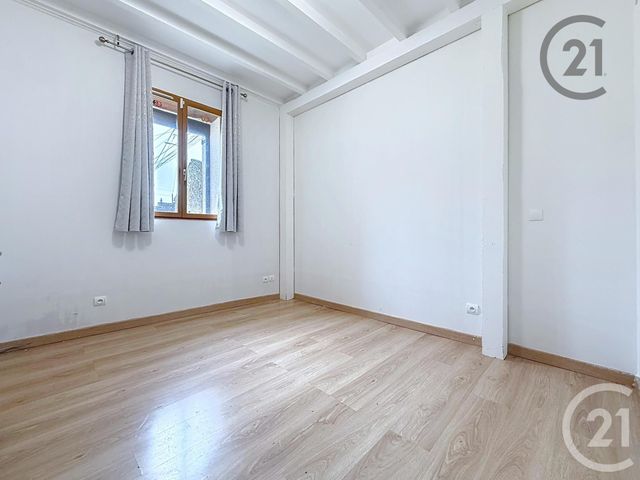 Maison à vendre - 3 pièces - 104,75 m2 - Savins - 77 - ILE-DE-FRANCE