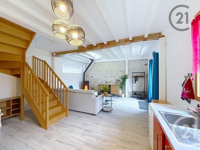 Maison à vendre - 3 pièces - 104,75 m2 - Savins - 77 - ILE-DE-FRANCE