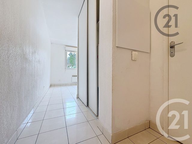 Appartement Studio &agrave; vendre - 1 pi&egrave;ce - 21,94 m2 - Provins - 77 - ILE-DE-FRANCE