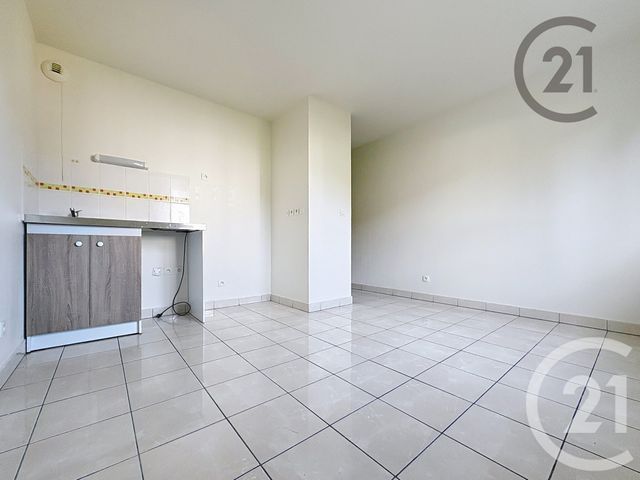 Appartement Studio &agrave; vendre - 1 pi&egrave;ce - 21,94 m2 - Provins - 77 - ILE-DE-FRANCE
