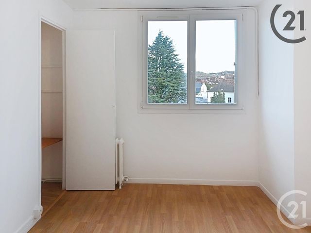 Appartement F4 à louer - 4 pièces - 63,16 m2 - Provins - 77 - ILE-DE-FRANCE