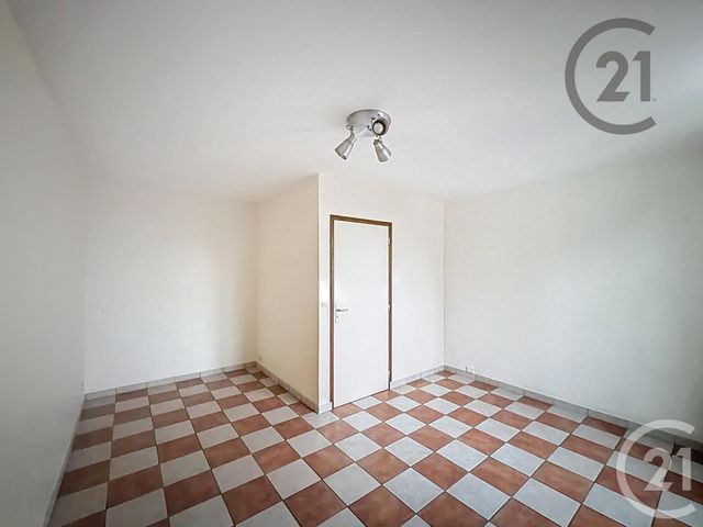 Appartement F2 &agrave; vendre - 2 pi&egrave;ces - 42,47 m2 - Provins - 77 - ILE-DE-FRANCE