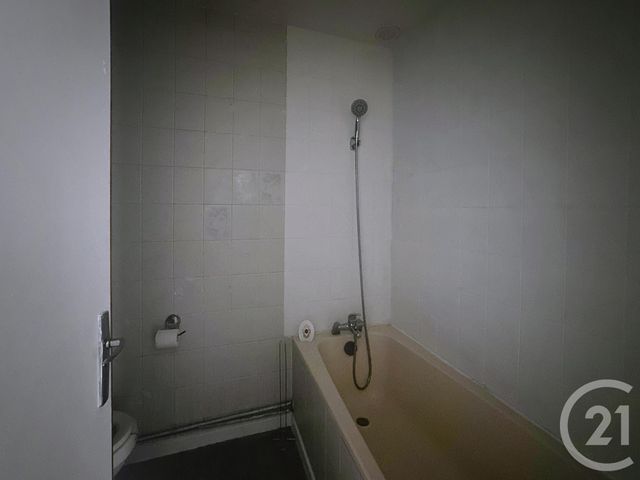 Appartement F4 &agrave; louer - 4 pi&egrave;ces - 71 m2 - La Ferte Gaucher - 77 - ILE-DE-FRANCE