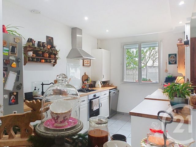 Maison &agrave; louer - 5 pi&egrave;ces - 126 m2 - Everly - 77 - ILE-DE-FRANCE