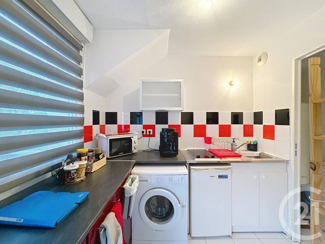 Appartement F2 &agrave; louer - 2 pi&egrave;ces - 46,57 m2 - Provins - 77 - ILE-DE-FRANCE