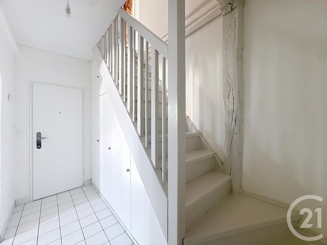 Appartement F4 &agrave; louer - 4 pi&egrave;ces - 78,60 m2 - Provins - 77 - ILE-DE-FRANCE