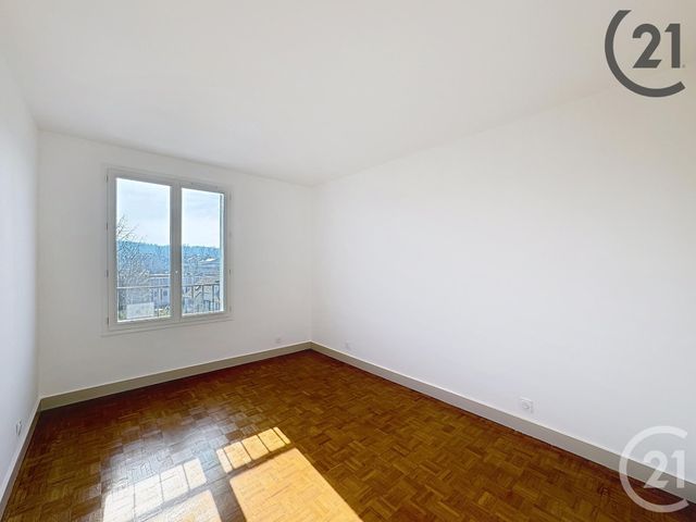 Appartement F3 &agrave; louer - 3 pi&egrave;ces - 69,26 m2 - Provins - 77 - ILE-DE-FRANCE