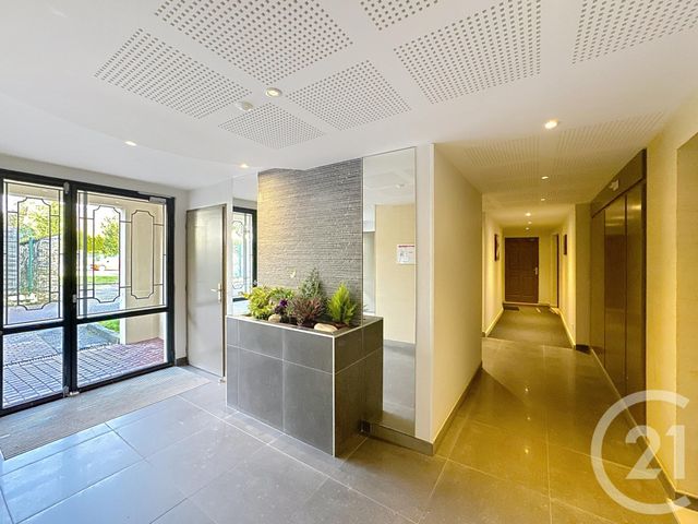 Appartement F3 &agrave; louer - 3 pi&egrave;ces - 56,98 m2 - Provins - 77 - ILE-DE-FRANCE