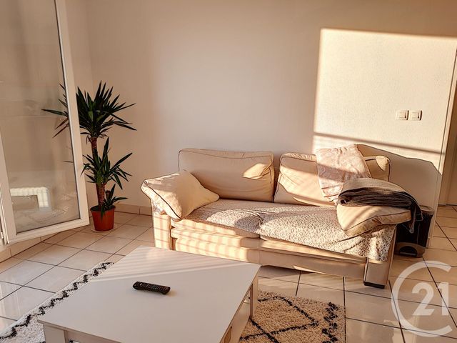 Appartement F3 &agrave; louer - 3 pi&egrave;ces - 52,85 m2 - Provins - 77 - ILE-DE-FRANCE