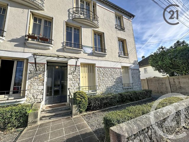 Appartement F3 &agrave; louer - 3 pi&egrave;ces - 59,40 m2 - Provins - 77 - ILE-DE-FRANCE