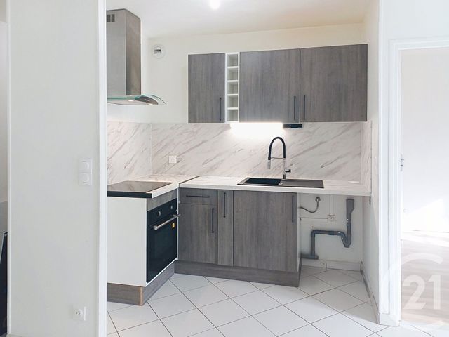 Appartement F2 &agrave; louer - 2 pi&egrave;ces - 40,38 m2 - Provins - 77 - ILE-DE-FRANCE