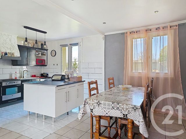 Maison &agrave; vendre - 5 pi&egrave;ces - 98 m2 - Montceaux Les Provins - 77 - ILE-DE-FRANCE