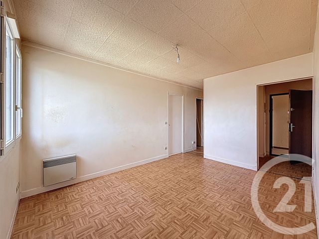 Appartement F2 à vendre GOUAIX