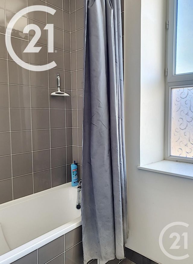 Appartement F6 &agrave; louer - 6 pi&egrave;ces - 143,65 m2 - Bezalles - 77 - ILE-DE-FRANCE