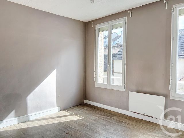 Appartement F2 &agrave; louer - 2 pi&egrave;ces - 42 m2 - Provins - 77 - ILE-DE-FRANCE