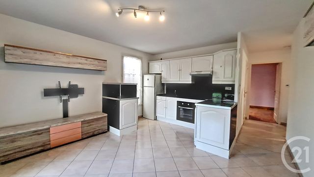 Appartement F2 &agrave; louer - 2 pi&egrave;ces - 46 m2 - Provins - 77 - ILE-DE-FRANCE