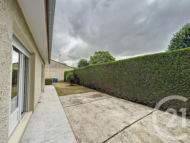 Maison &agrave; louer - 4 pi&egrave;ces - 89,40 m2 - Nangis - 77 - ILE-DE-FRANCE
