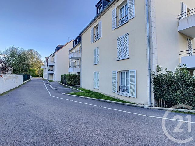 Appartement F1 &agrave; louer - 1 pi&egrave;ce - 31,73 m2 - Provins - 77 - ILE-DE-FRANCE