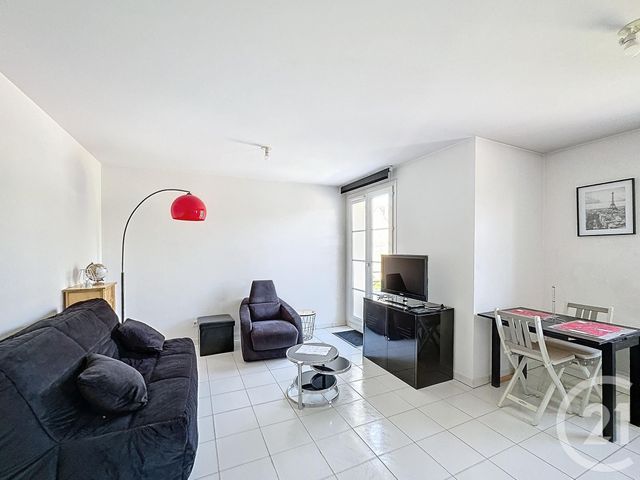 Appartement F1 &agrave; louer - 1 pi&egrave;ce - 31,73 m2 - Provins - 77 - ILE-DE-FRANCE