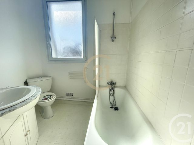 Appartement F3 &agrave; louer - 3 pi&egrave;ces - 69,83 m2 - Provins - 77 - ILE-DE-FRANCE