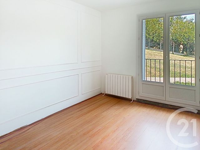 Appartement F3 &agrave; louer - 3 pi&egrave;ces - 63,21 m2 - Provins - 77 - ILE-DE-FRANCE
