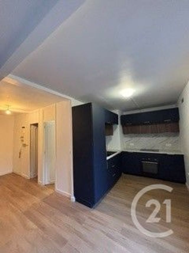 Appartement F3 &agrave; louer - 3 pi&egrave;ces - 63,21 m2 - Provins - 77 - ILE-DE-FRANCE