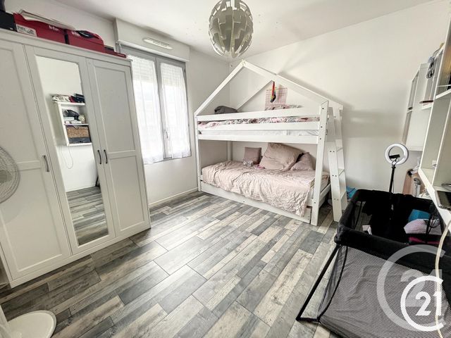 Appartement F4 &agrave; louer - 4 pi&egrave;ces - 77,34 m2 - Nangis - 77 - ILE-DE-FRANCE