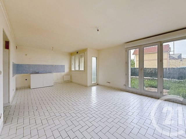 Appartement F2 à vendre GOUAIX