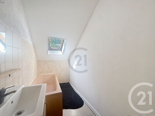 Appartement F1 bis &agrave; vendre - 2 pi&egrave;ces - 29,60 m2 - La Ferte Gaucher - 77 - ILE-DE-FRANCE