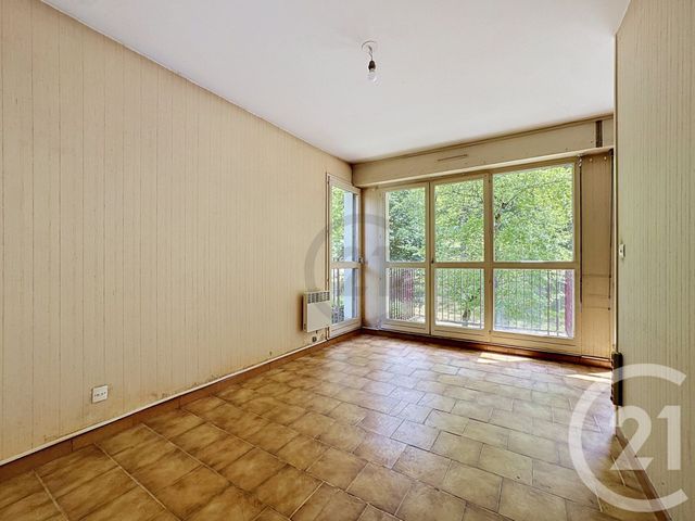Appartement &agrave; vendre - 4 pi&egrave;ces - 75 m2 - Provins - 77 - ILE-DE-FRANCE