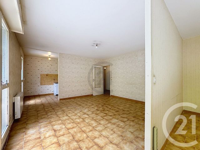 Appartement &agrave; vendre - 4 pi&egrave;ces - 75 m2 - Provins - 77 - ILE-DE-FRANCE