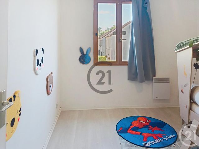 Maison &agrave; louer - 4 pi&egrave;ces - 119,15 m2 - Nangis - 77 - ILE-DE-FRANCE
