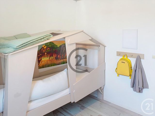 Maison &agrave; louer - 4 pi&egrave;ces - 119,15 m2 - Nangis - 77 - ILE-DE-FRANCE