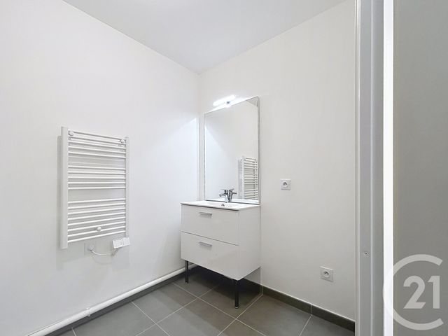 Appartement F2 &agrave; louer - 2 pi&egrave;ces - 40,24 m2 - Provins - 77 - ILE-DE-FRANCE
