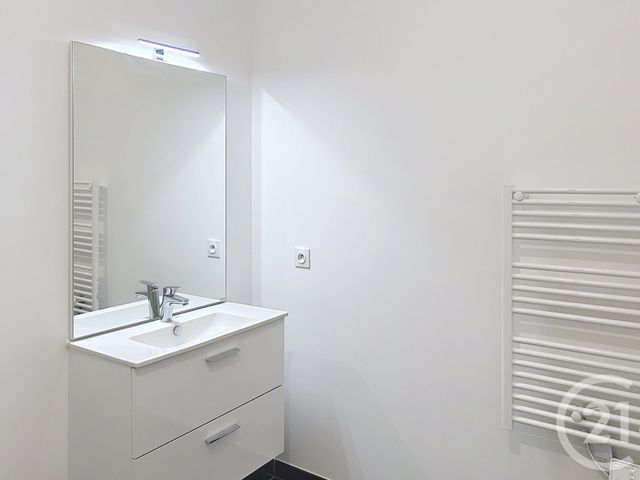Appartement F3 &agrave; louer - 3 pi&egrave;ces - 65,04 m2 - Provins - 77 - ILE-DE-FRANCE