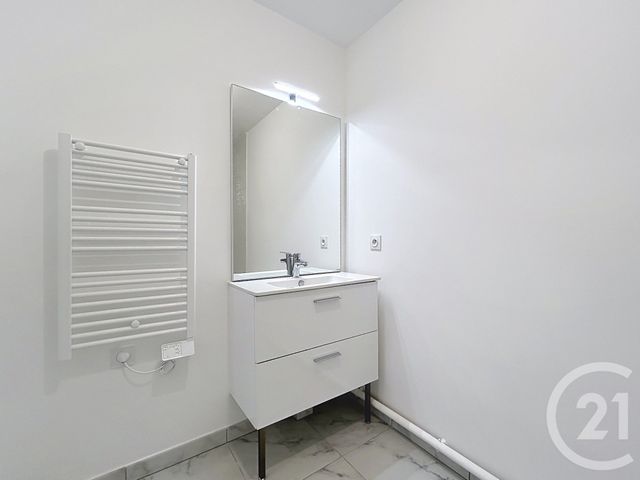 Appartement F3 &agrave; louer - 3 pi&egrave;ces - 58,05 m2 - Provins - 77 - ILE-DE-FRANCE