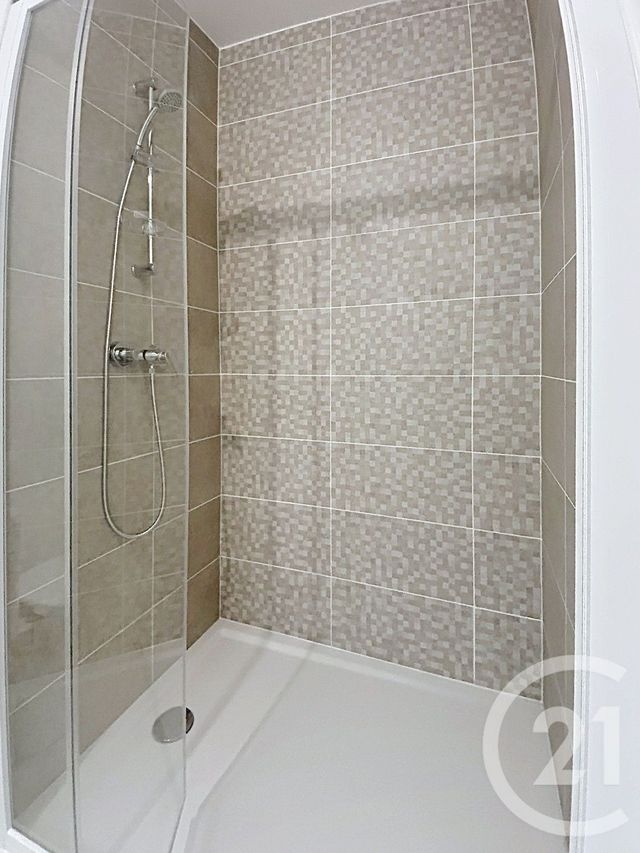 Appartement F2 &agrave; louer - 2 pi&egrave;ces - 38,29 m2 - Provins - 77 - ILE-DE-FRANCE