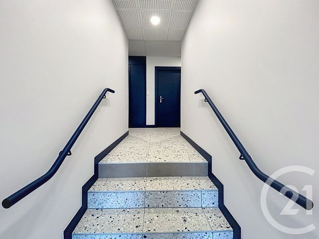 Appartement F2 &agrave; louer - 2 pi&egrave;ces - 38,29 m2 - Provins - 77 - ILE-DE-FRANCE